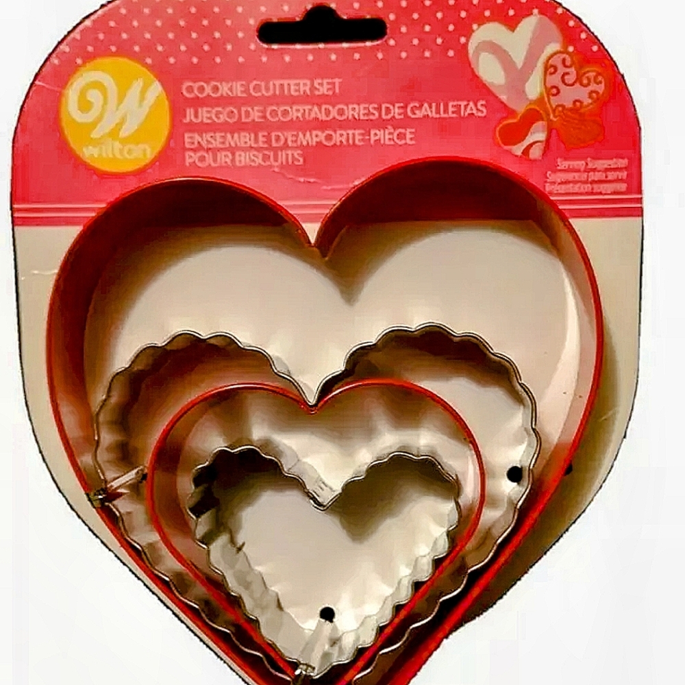 Wilton Nesting Hearts Cookie Cutter Set,